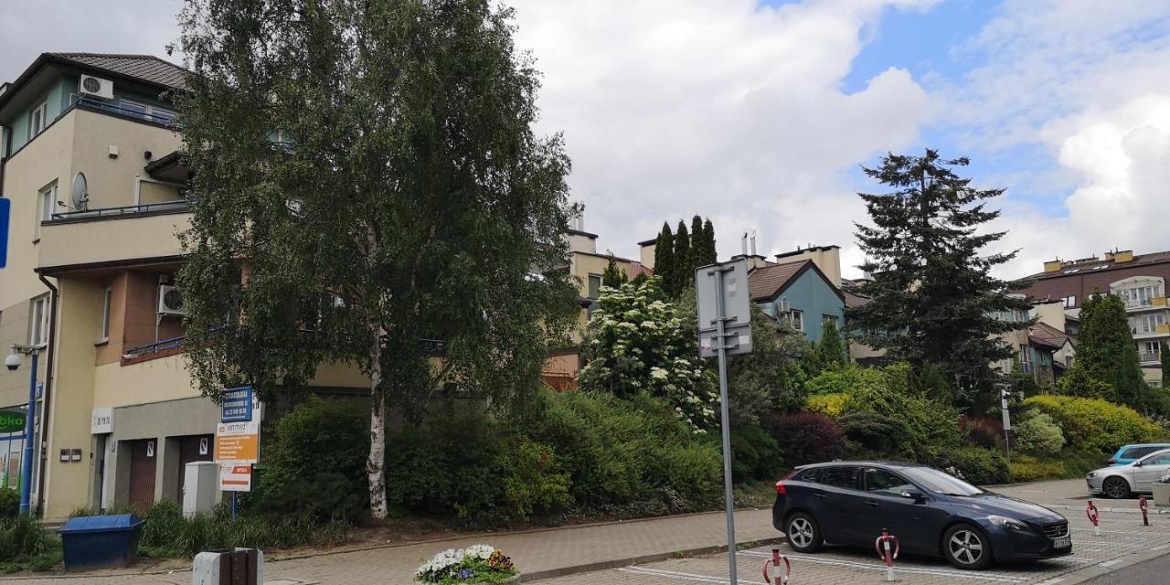 Classic Apartament Metro Kabaty Varsovia Exterior foto