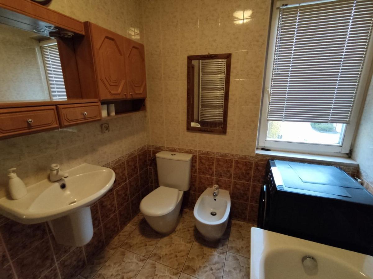 Classic Apartament Metro Kabaty Varsovia Exterior foto